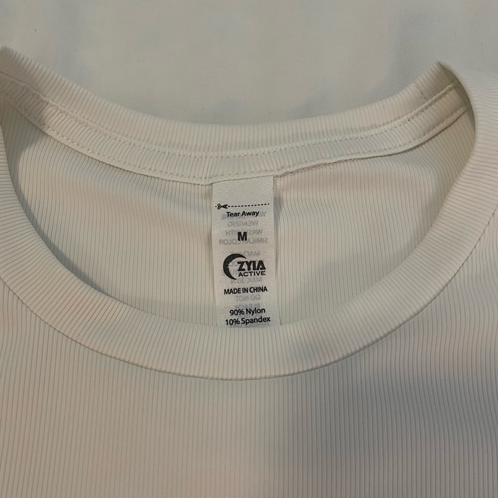 Zyia White Primo Ribbed Long Sleeve T sz M - Picture 2 of 5
